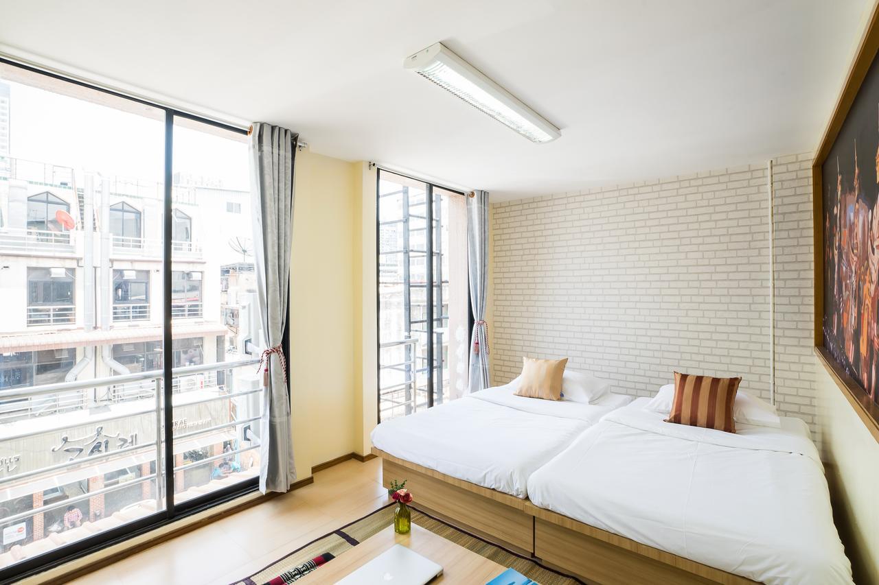 Hostel At Thonglor Bangkok Extérieur photo